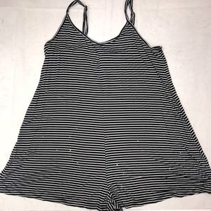 Cute flowy fly boutique adjustable romper